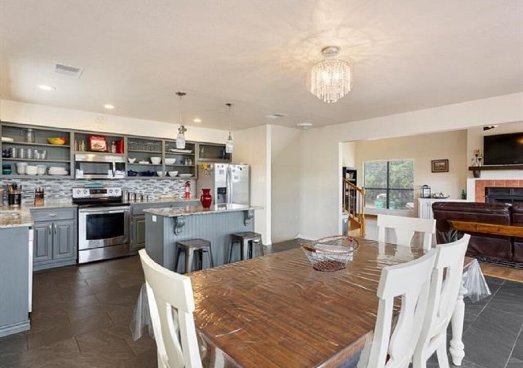 Photo of Livingroom in Point Venture