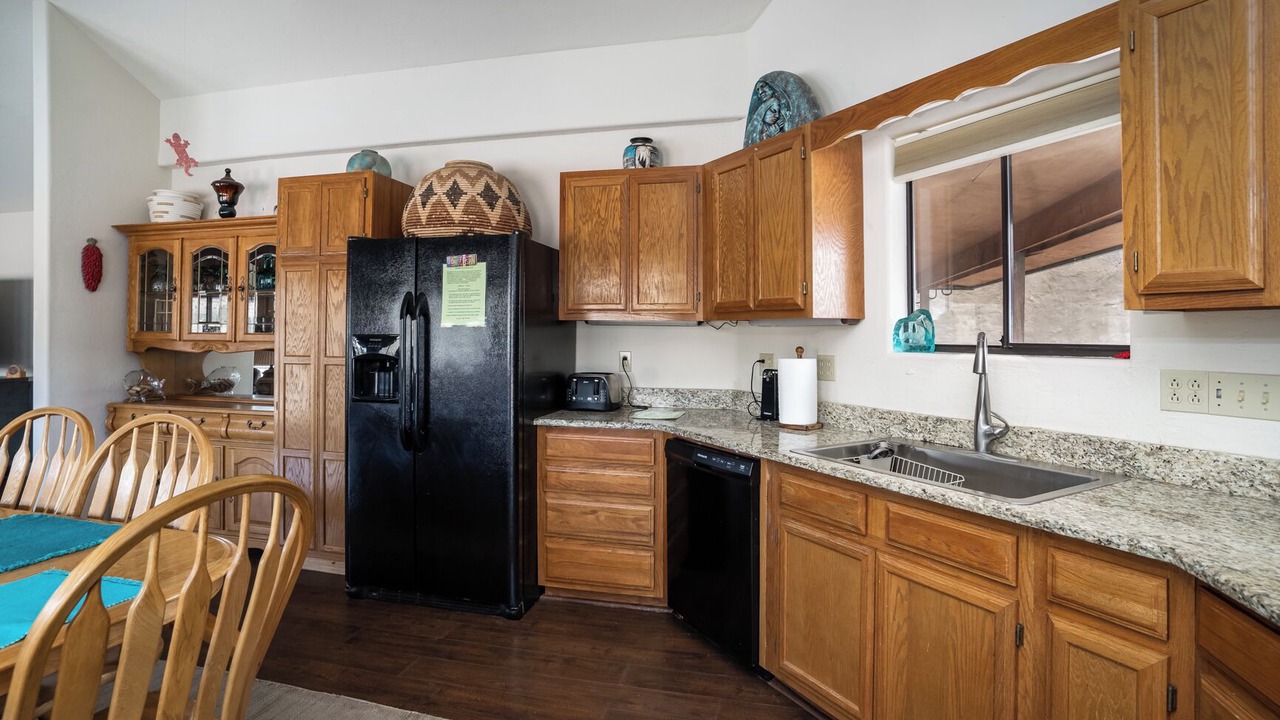 Photo of Kitchen in Navajo Dam