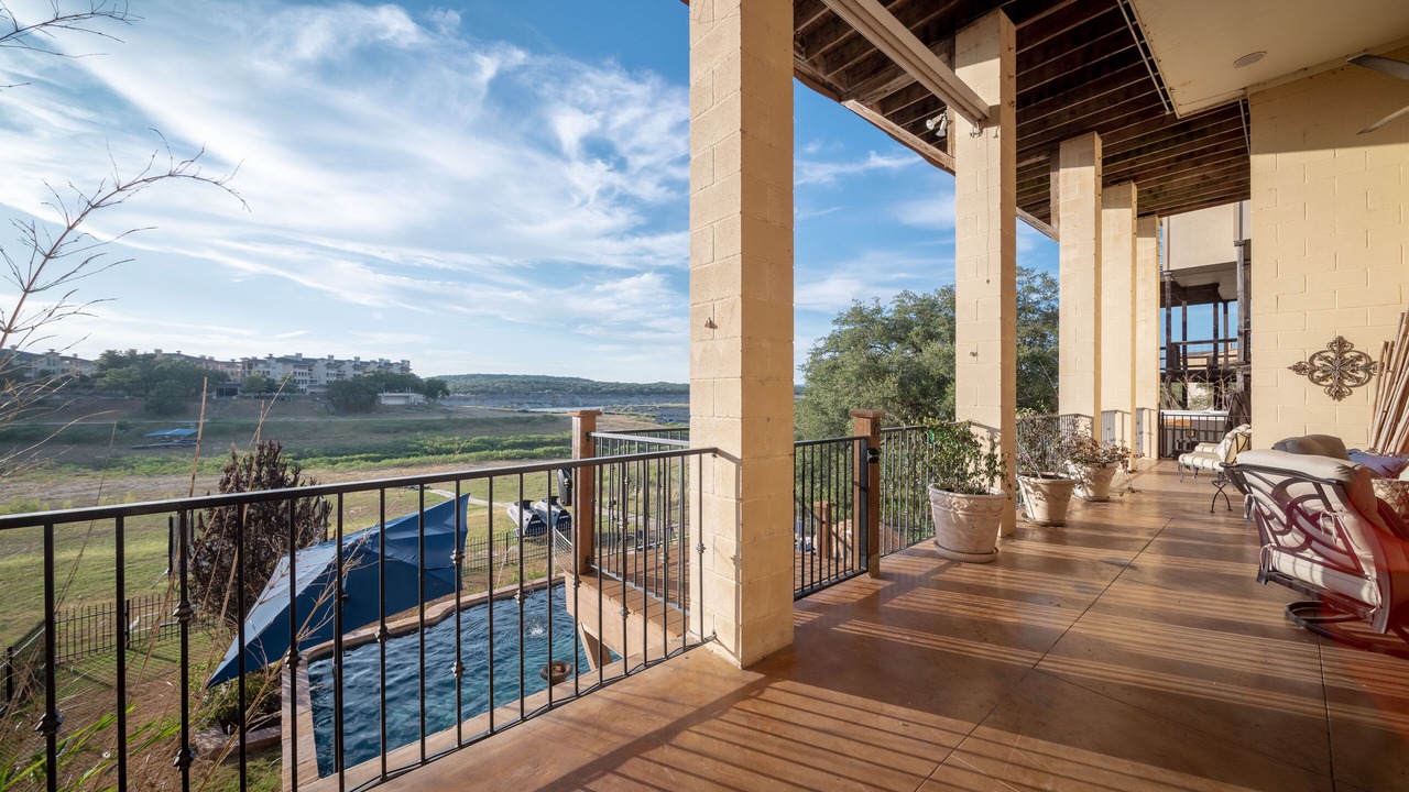 Photo of Outdoor in Highland Lake Estates