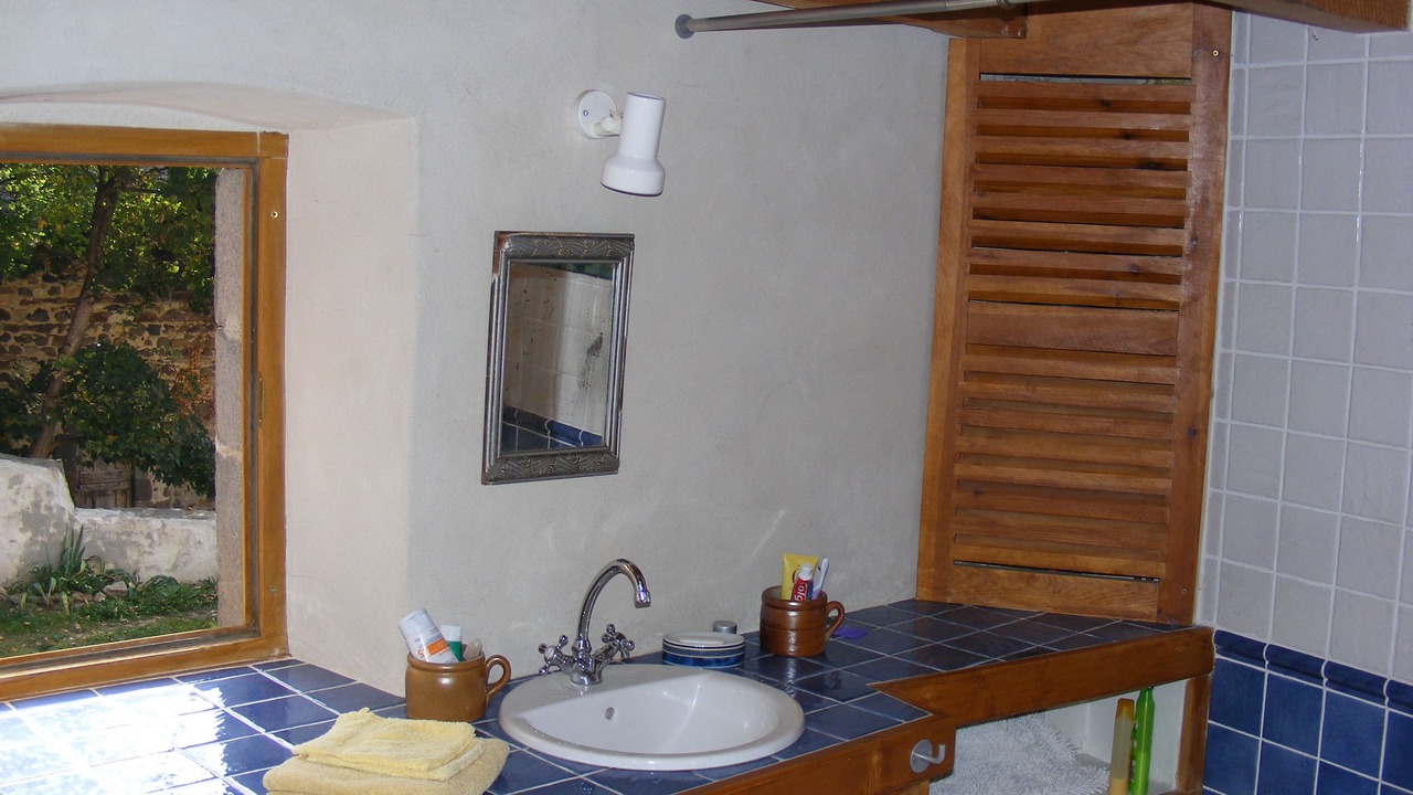 Photo of Bathroom in Montaigut-le-Blanc