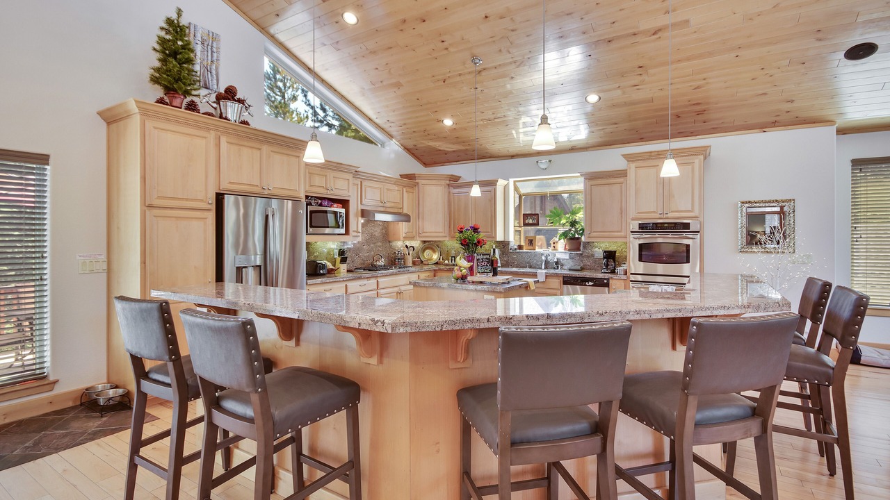 Photo of Kitchen in North Upper Truckee