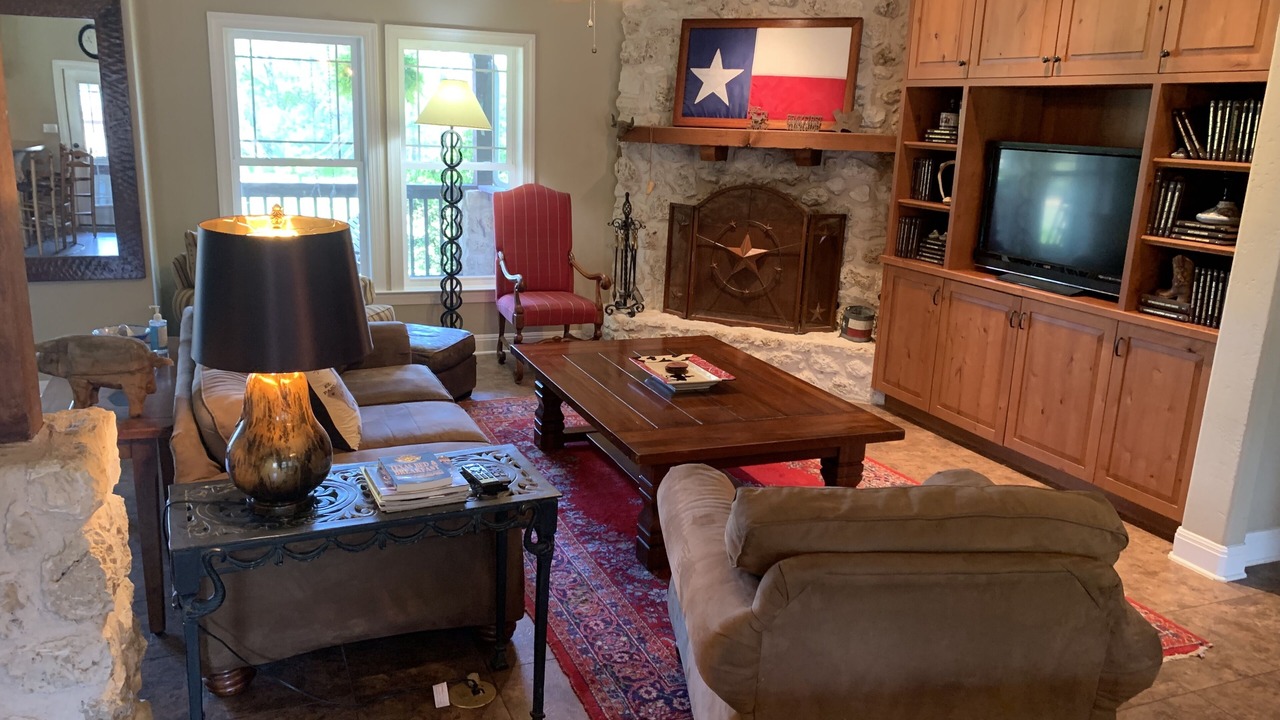Photo of Bedroom in Smithville