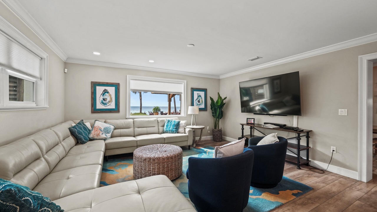 Photo of Livingroom in Port St. Joe