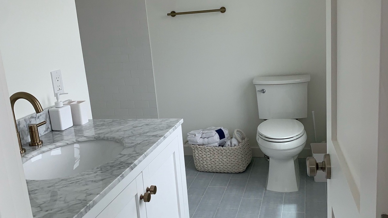 Photo of Bathroom in West Hampton Dunes