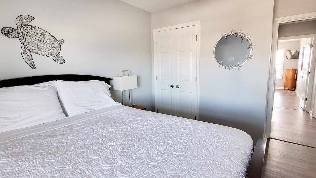 Photo of Bedroom in Long Beach