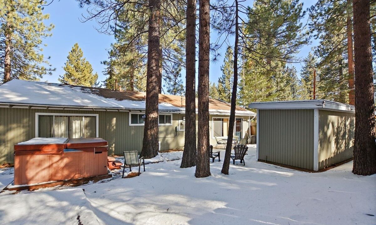 Photo of Outdoor in Summit Estates