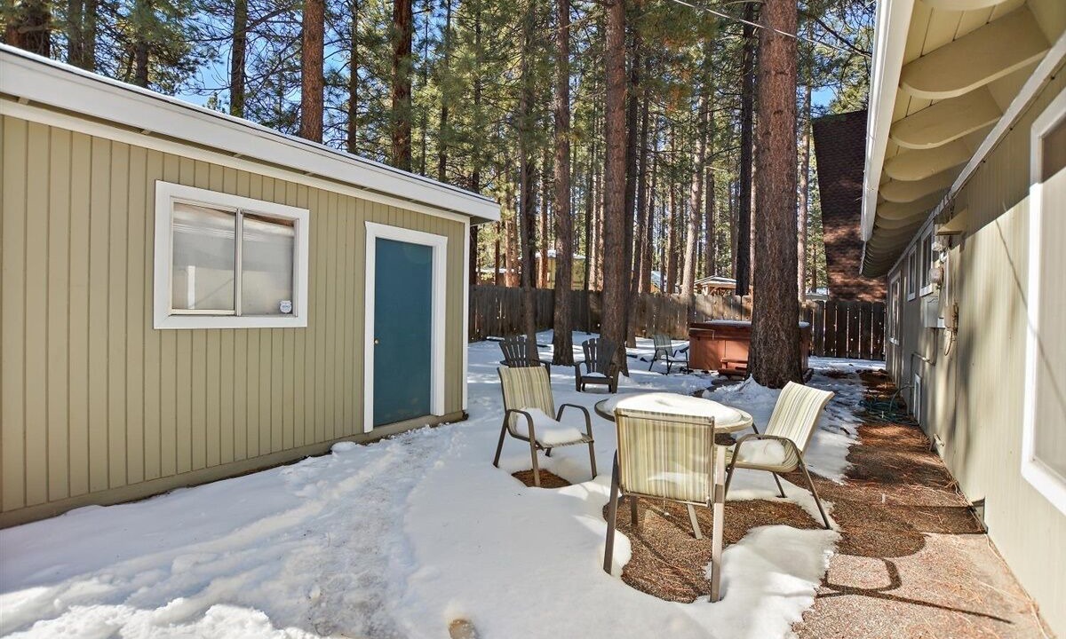 Photo of Outdoor in Summit Estates