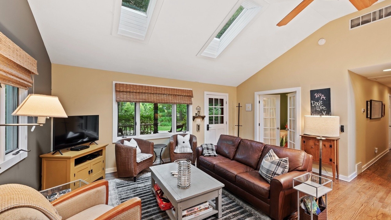 Photo of Livingroom in Harbert