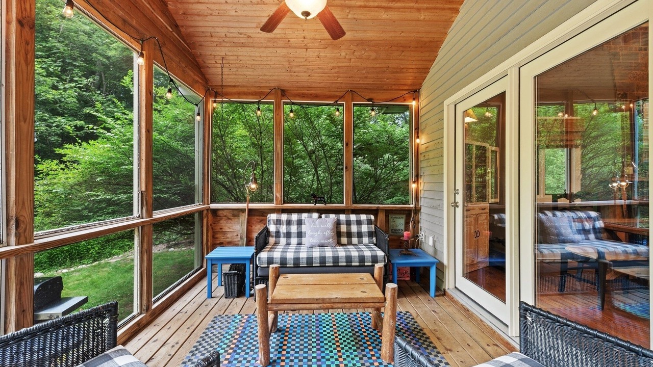 Photo of Patio Balcony in Harbert
