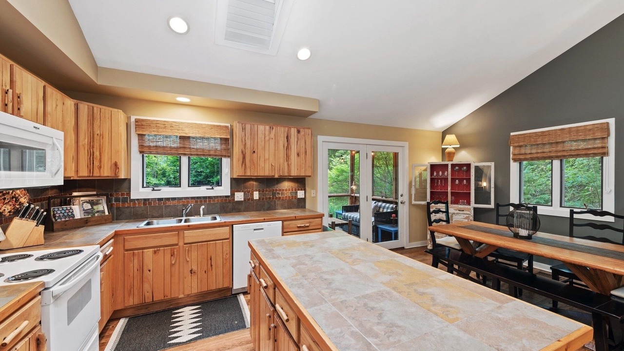 Photo of Kitchen in Harbert