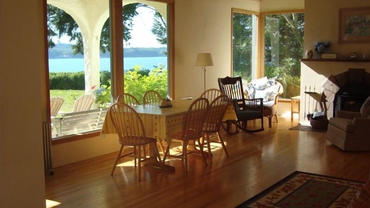 Photo of Bedroom in Kingston