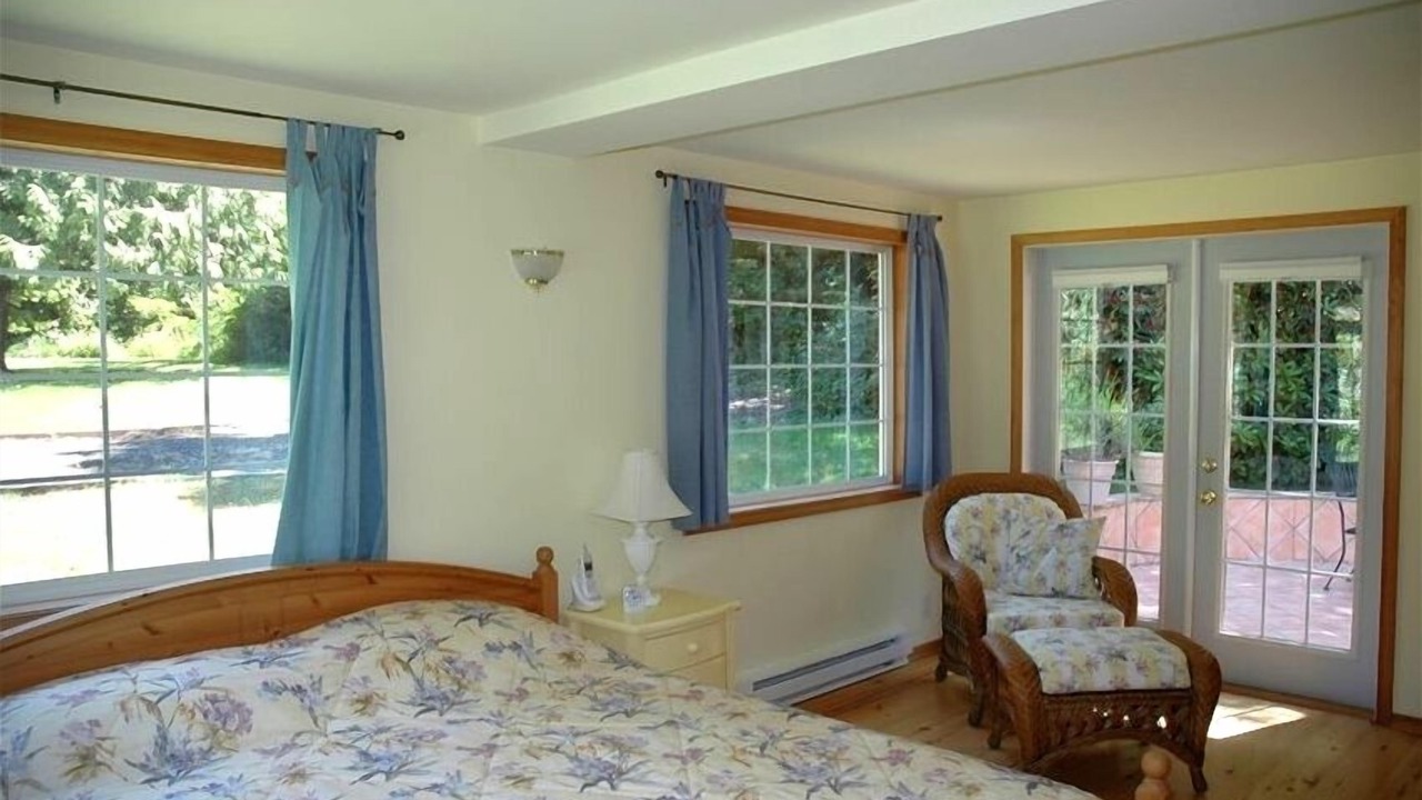 Photo of Others in Kingston