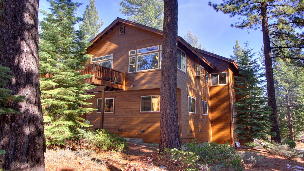 Photo of Outdoor in Pioneer Trail