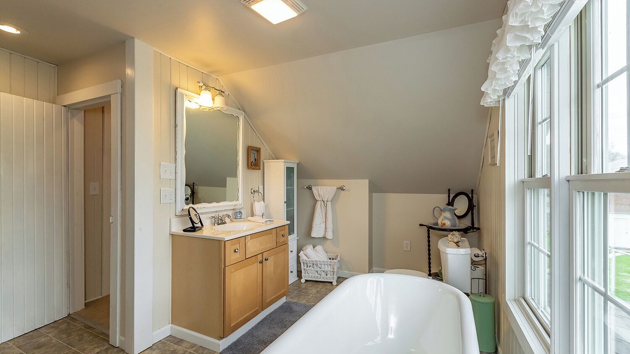 Photo of Bathroom in Lake City