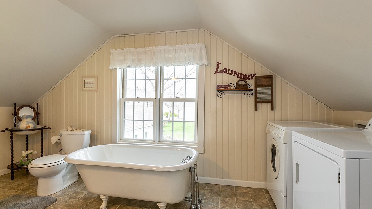 Photo of Bathroom in Lake City