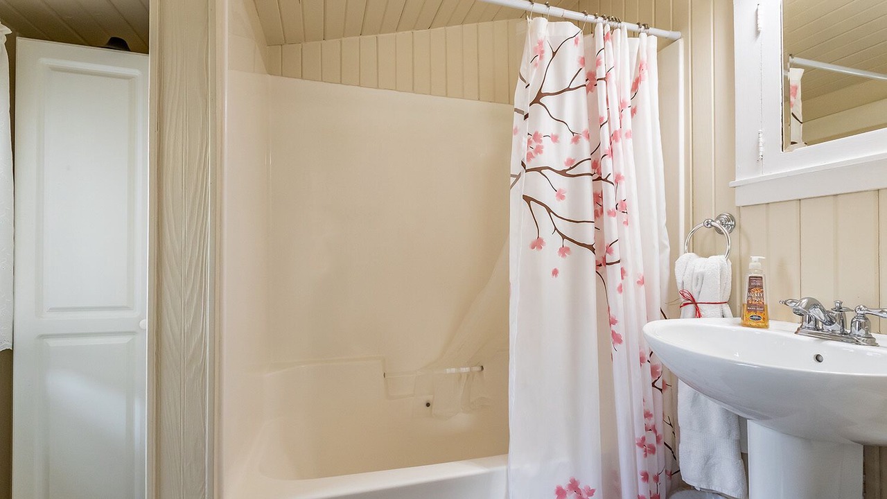 Photo of Bathroom in Lake City