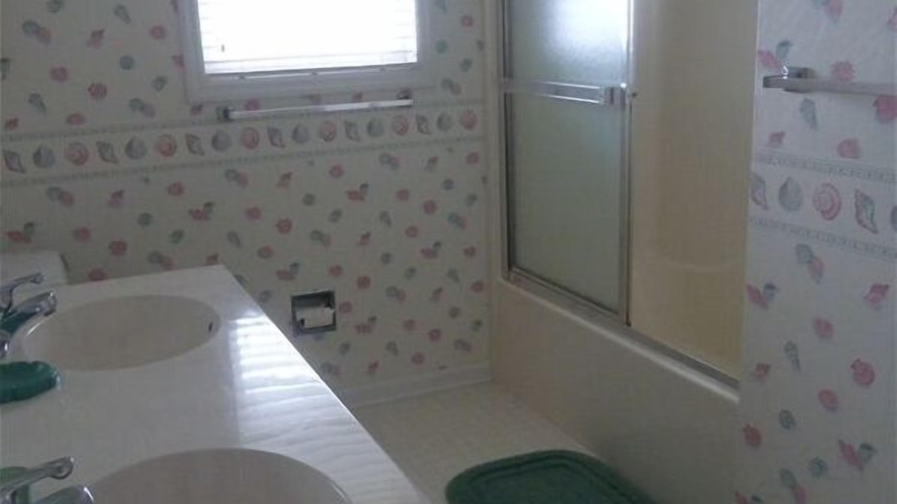 Photo of Bathroom in Emerald Isle