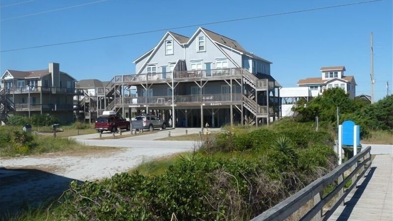 Photo of Others in Emerald Isle