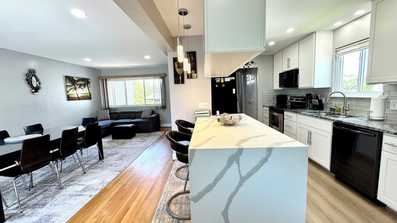 Photo of Bedroom in Northeast Virginia Beach