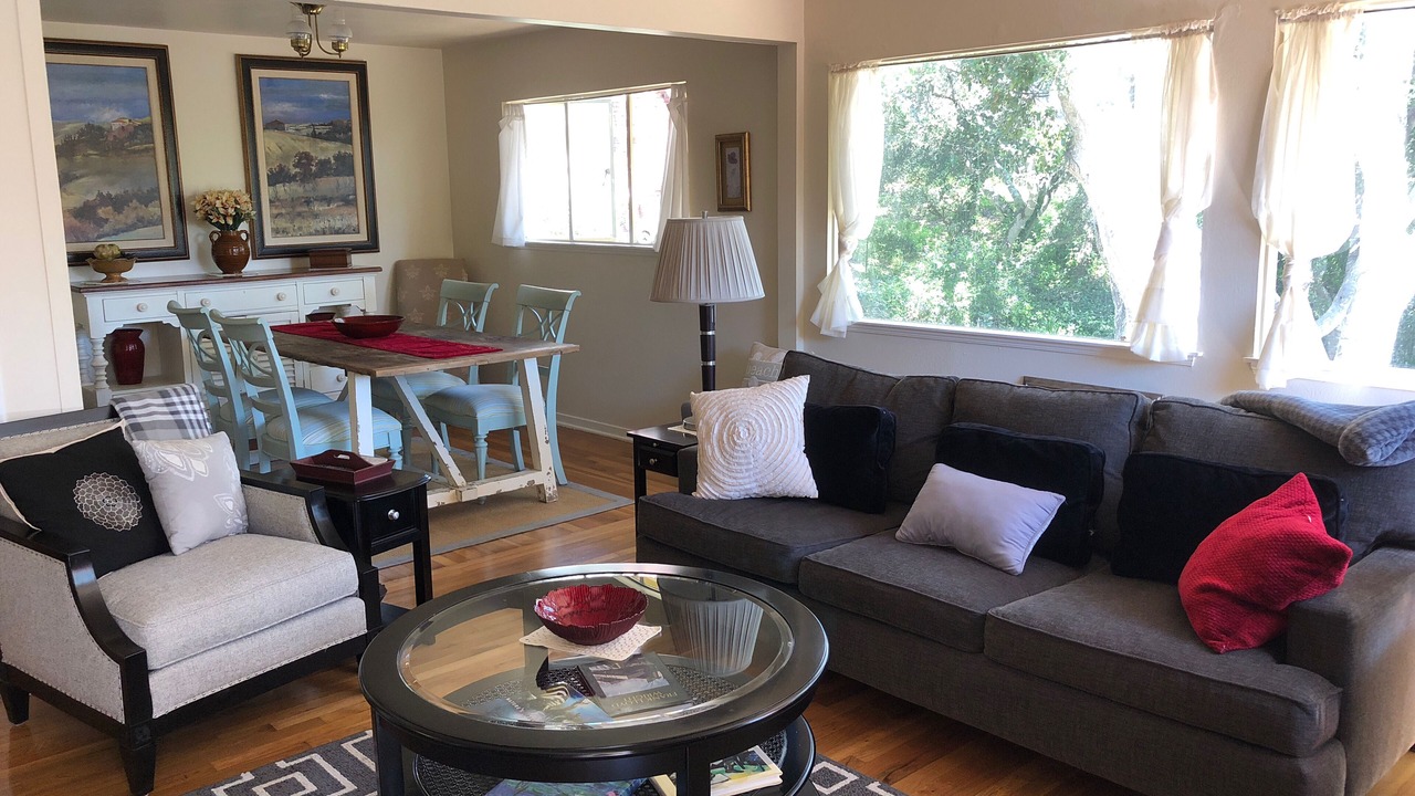 Photo of Livingroom in Carmel