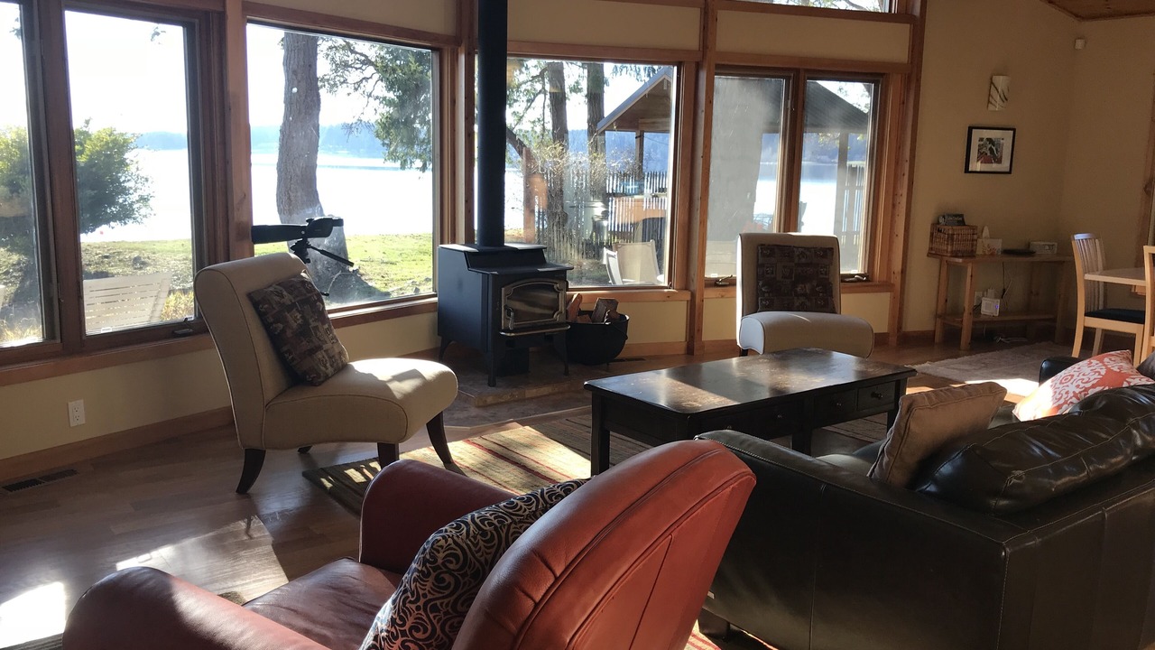 Photo of Livingroom in Burley