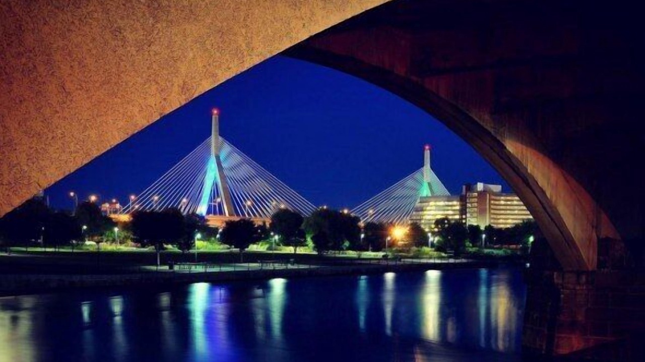 Photo of Others in Thompson Square - Bunker Hill
