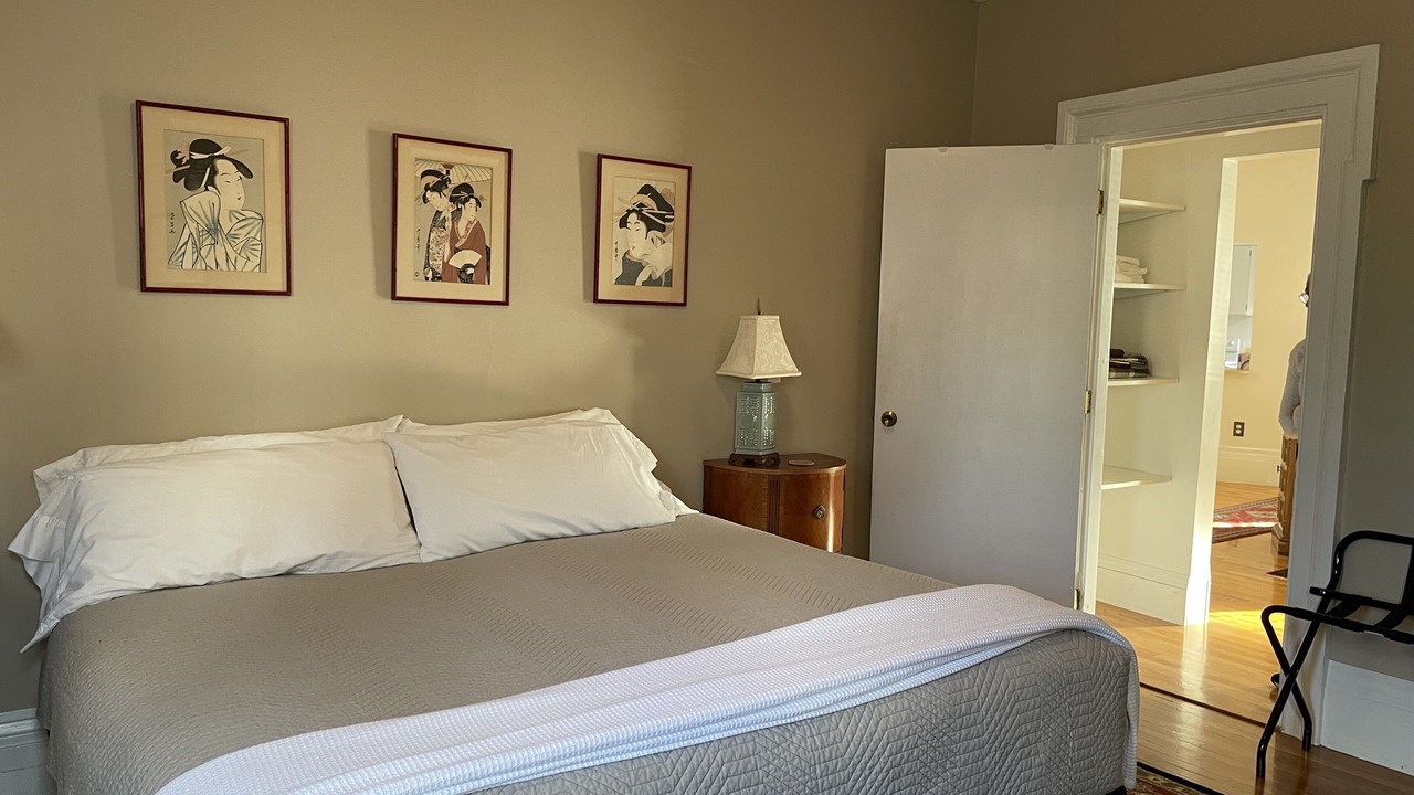 Photo of Bedroom in Thompson Square - Bunker Hill