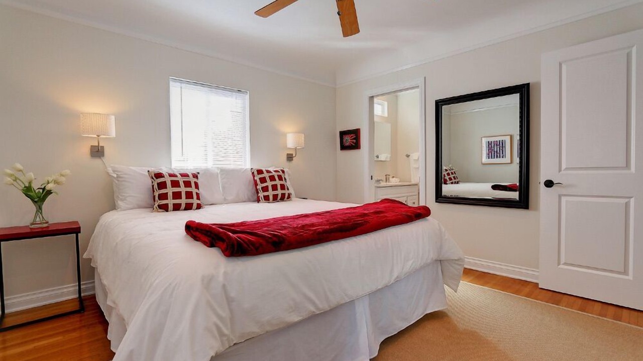 Photo of Bedroom in West Hollywood West