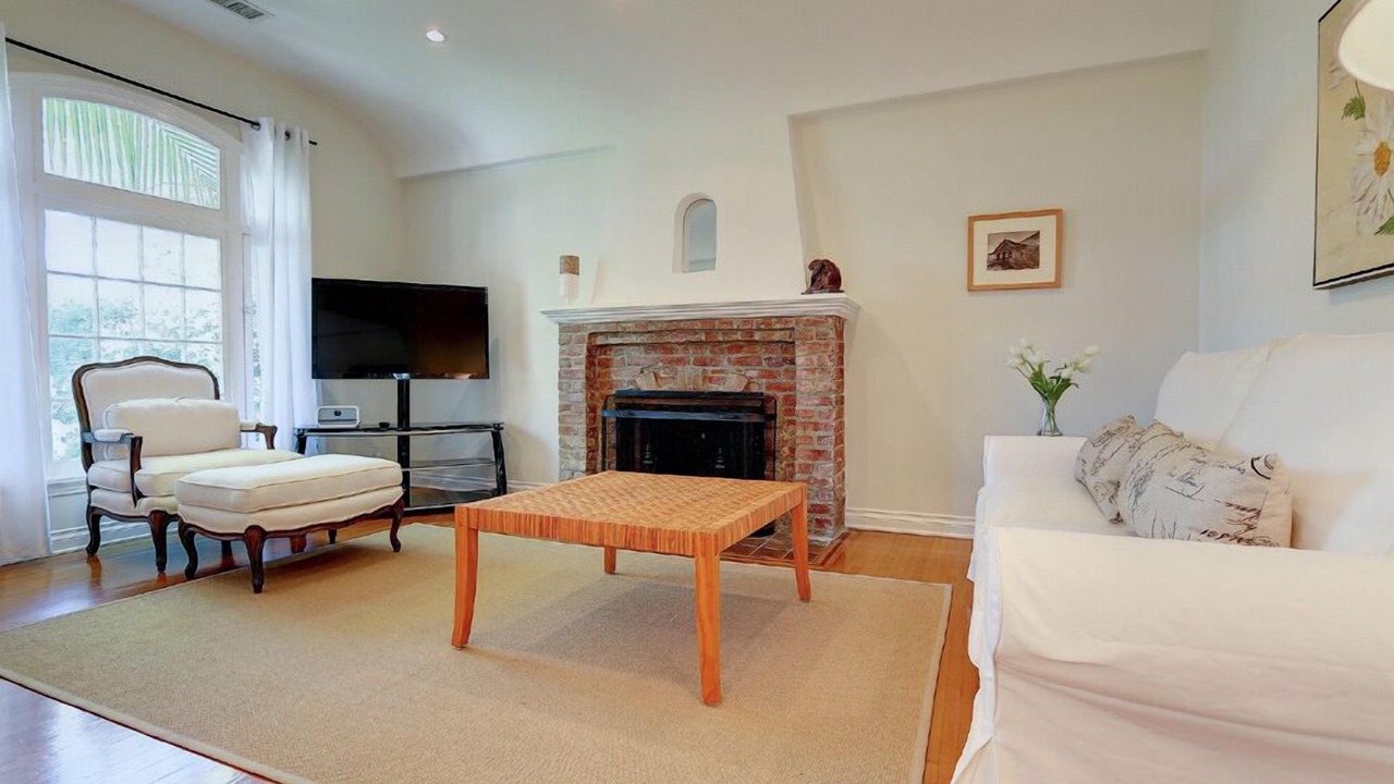Photo of Bedroom in West Hollywood West