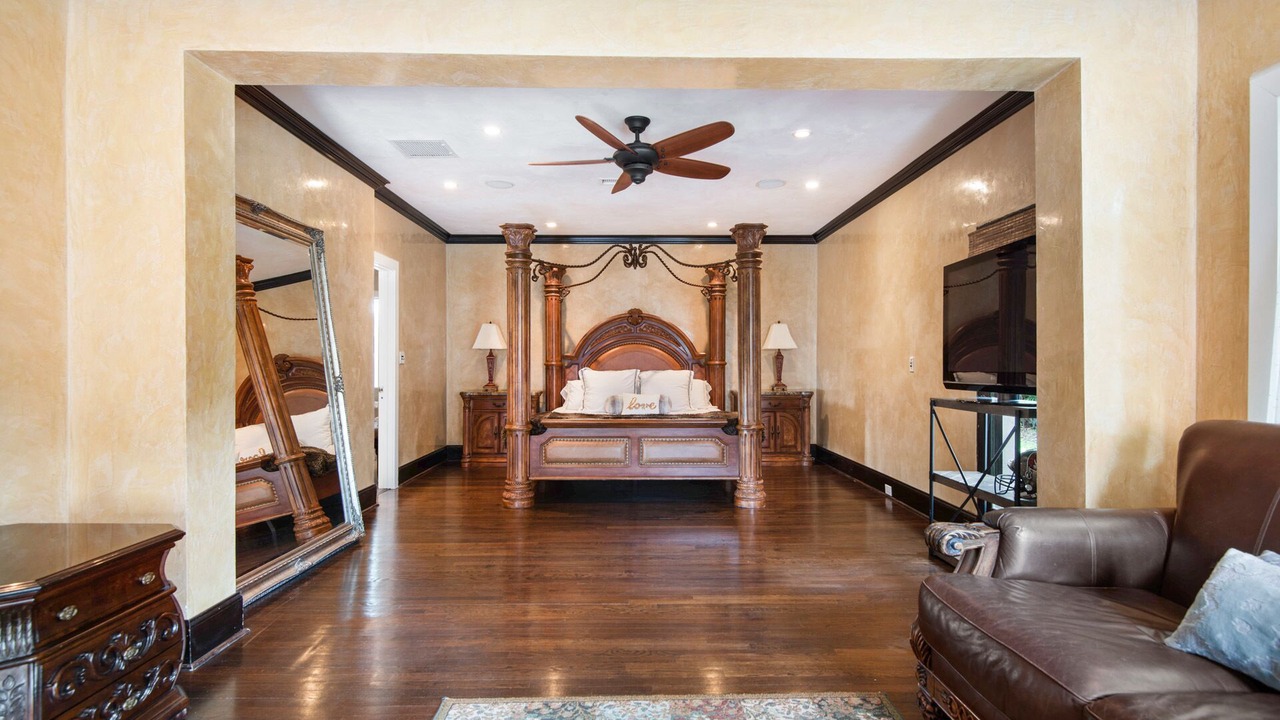 Photo of Bedroom in Tullahoma