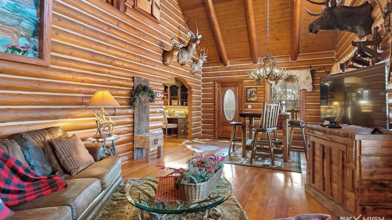 Photo of Livingroom in Eureka Springs