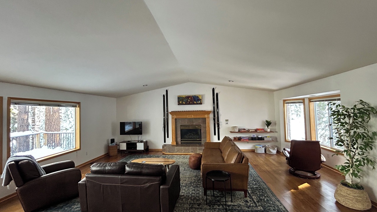 Photo of Livingroom in Tahoe Paradise