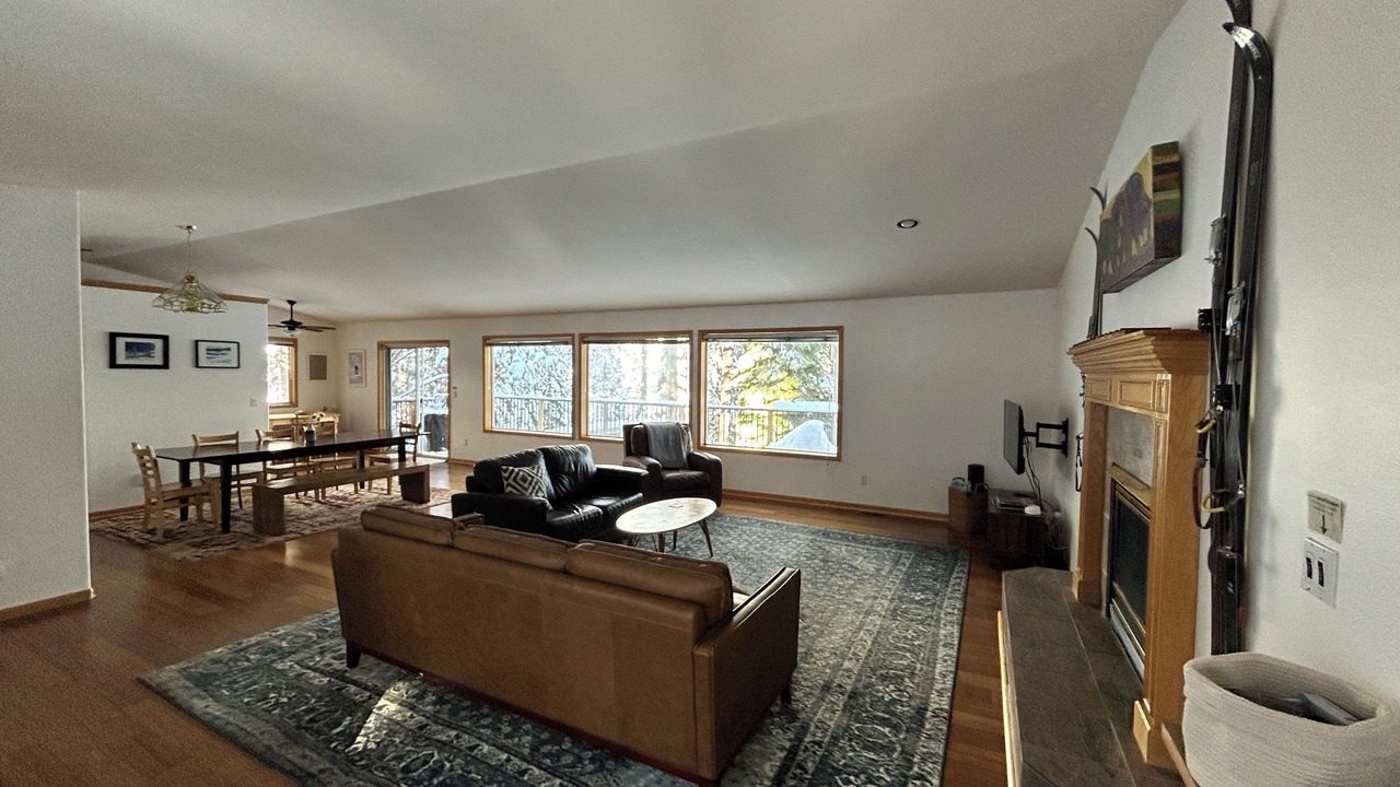 Photo of Livingroom in Tahoe Paradise