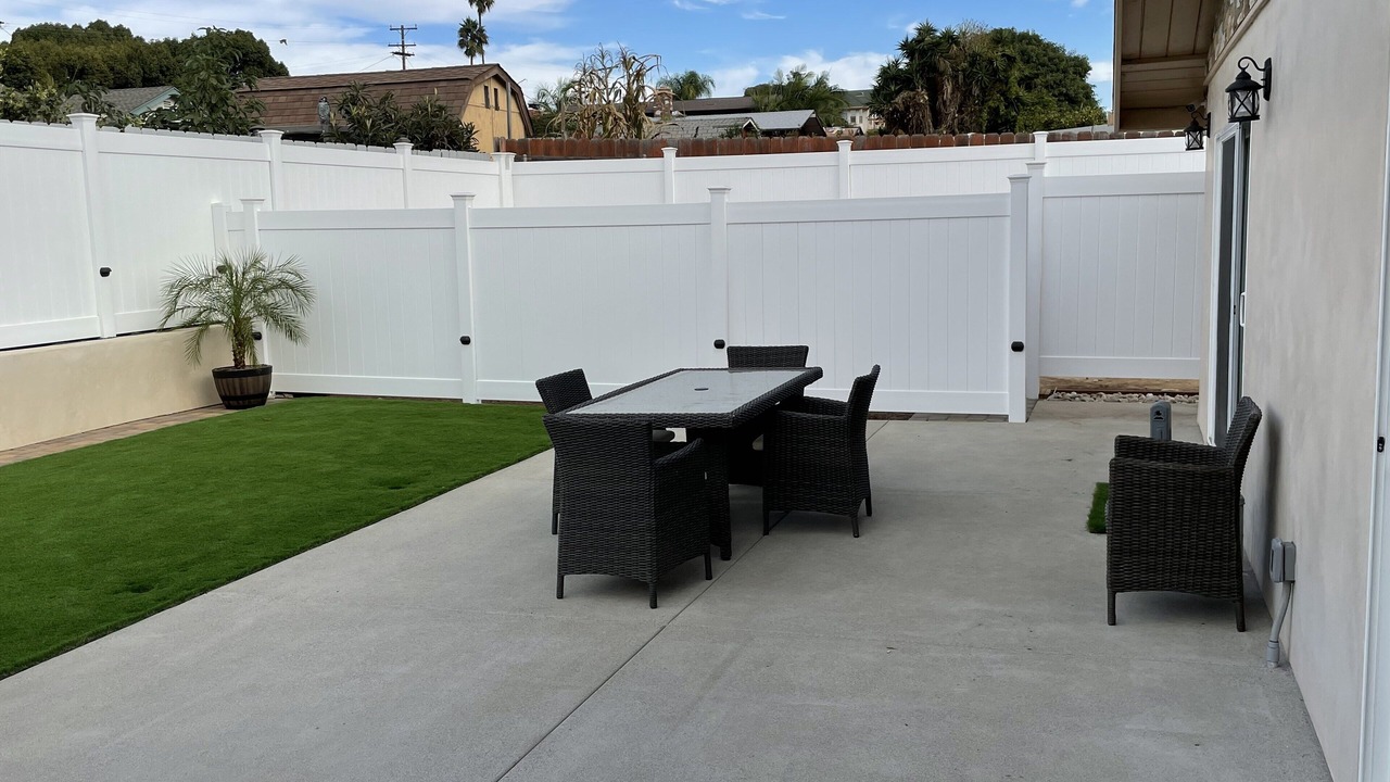 Photo of Outdoor in Loma Alta