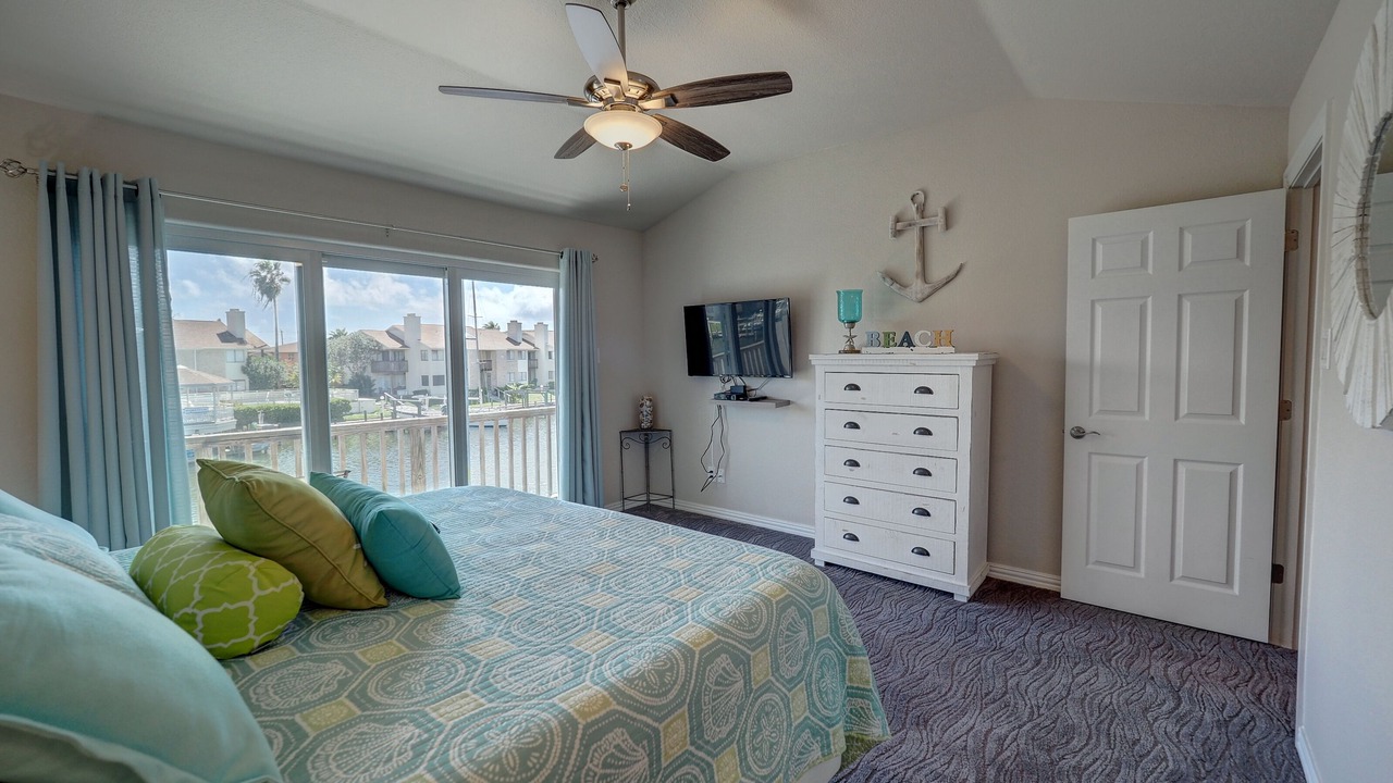 Photo of Bedroom in Corpus Christi