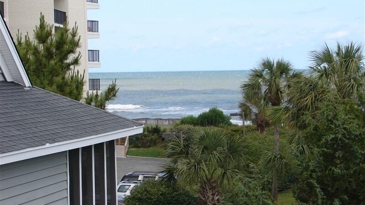 Photo of Others in Litchfield by the Sea