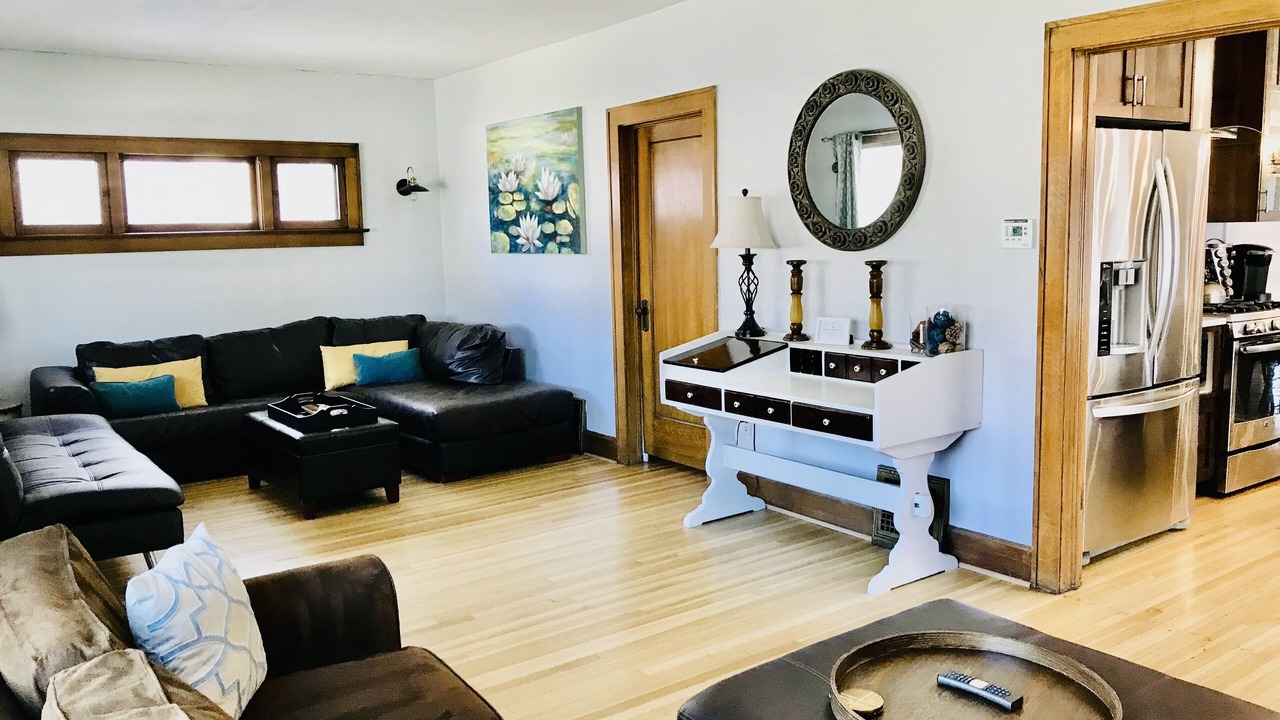 Photo of Livingroom in The Avenues