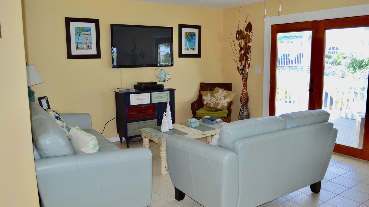 Photo of Livingroom in Cutthroat Harbor Estates