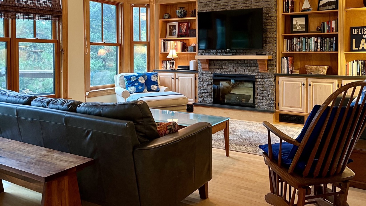 Photo of Livingroom in South Hero