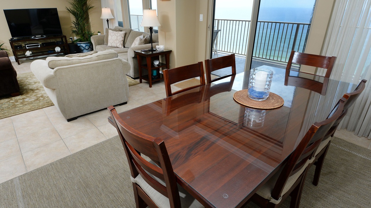 Photo of Livingroom in Thomas Drive