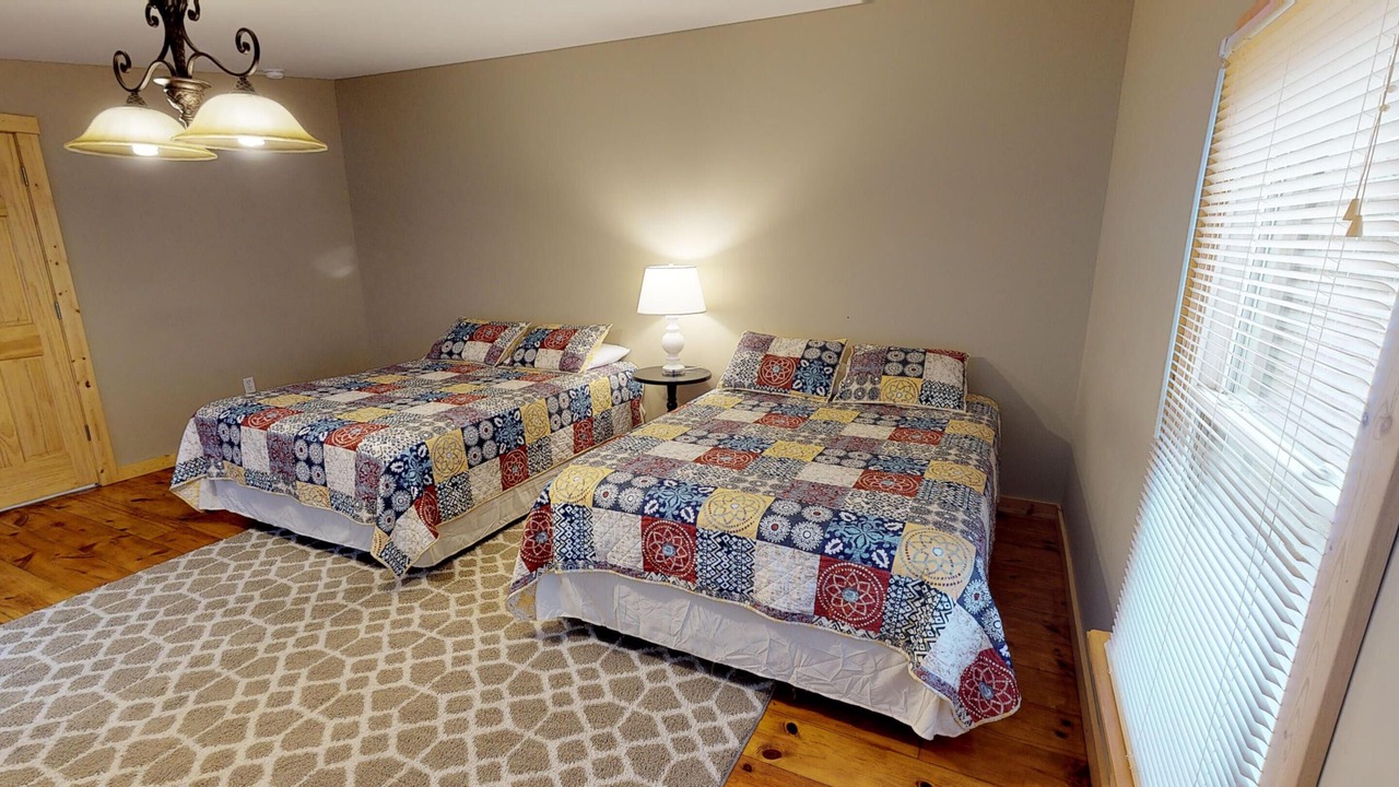 Photo of Bedroom in Nelsonville