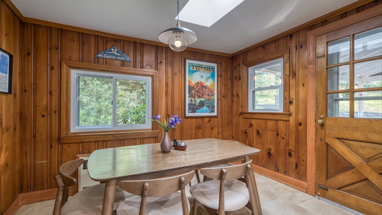 Photo of Bedroom in Hensonville