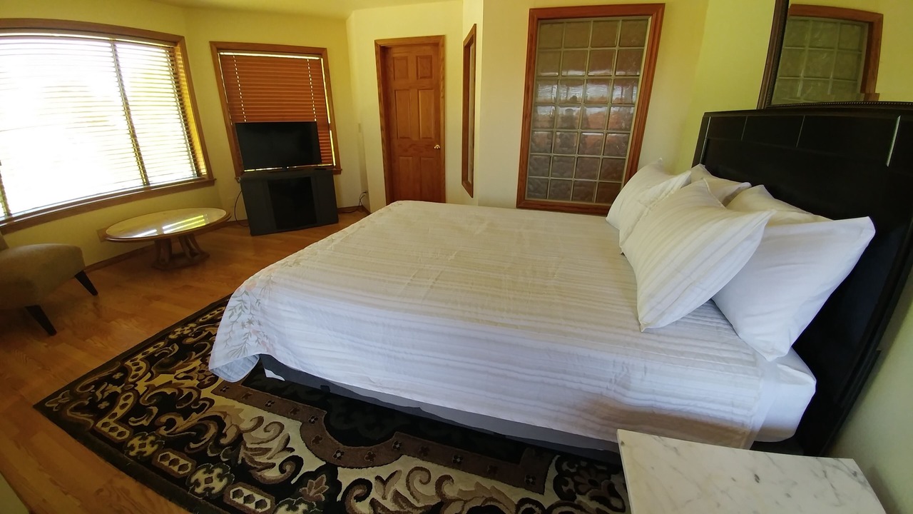 Photo of Bedroom in Page