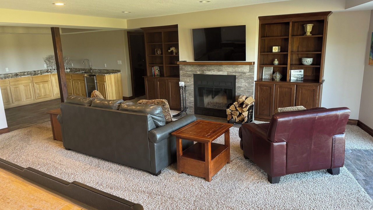 Photo of Livingroom in The Galena Territory