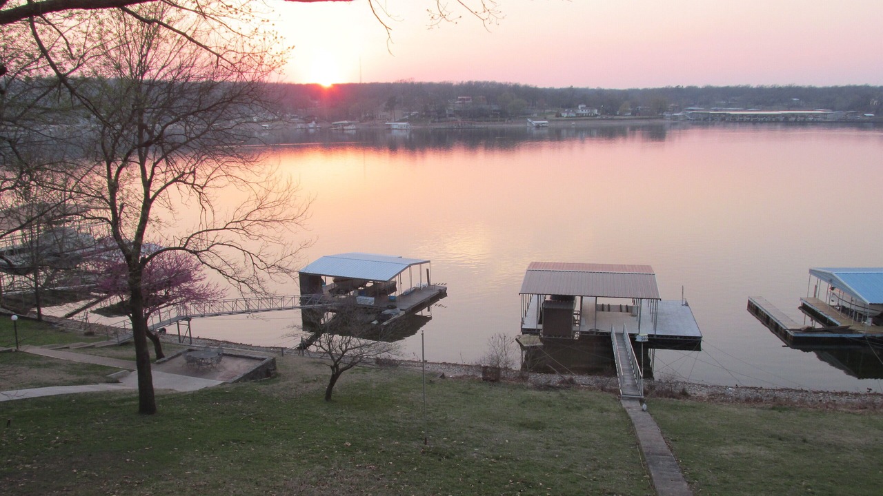 Photo of Others in Cleora