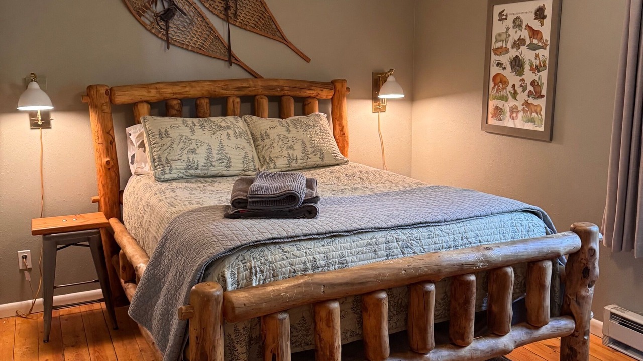 Photo of Bedroom in Jemez Springs