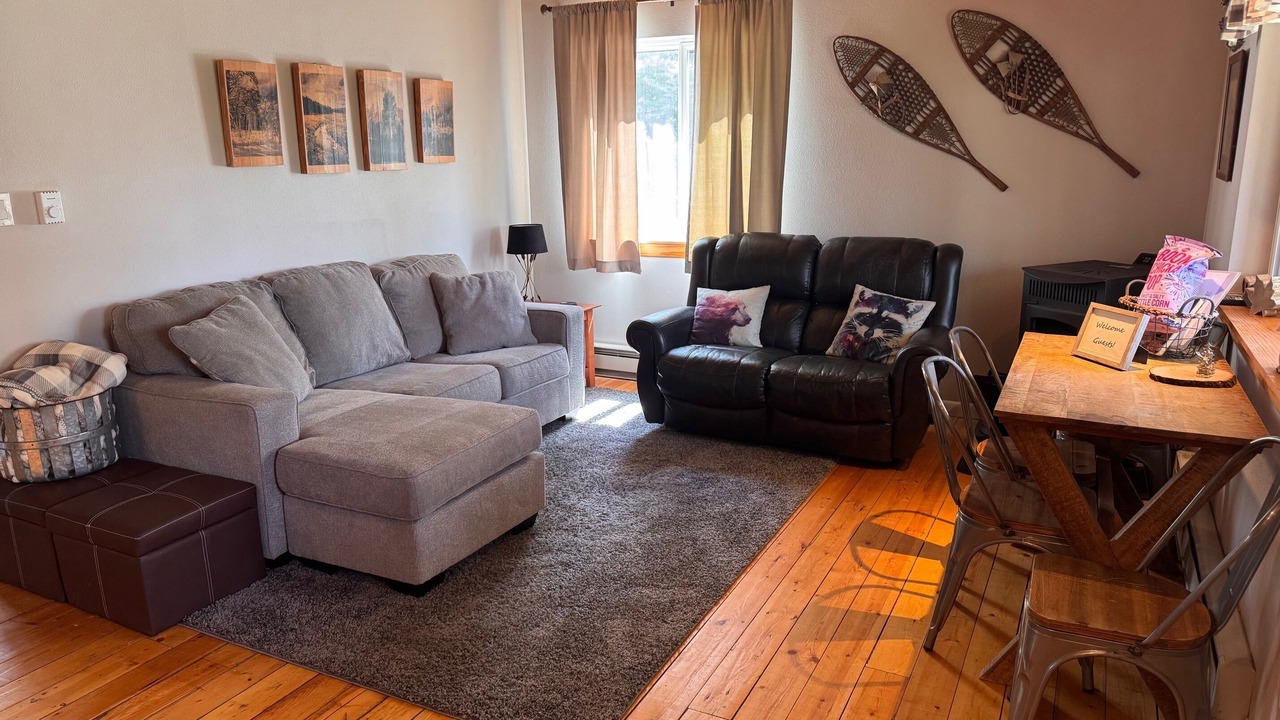 Photo of Livingroom in Jemez Springs