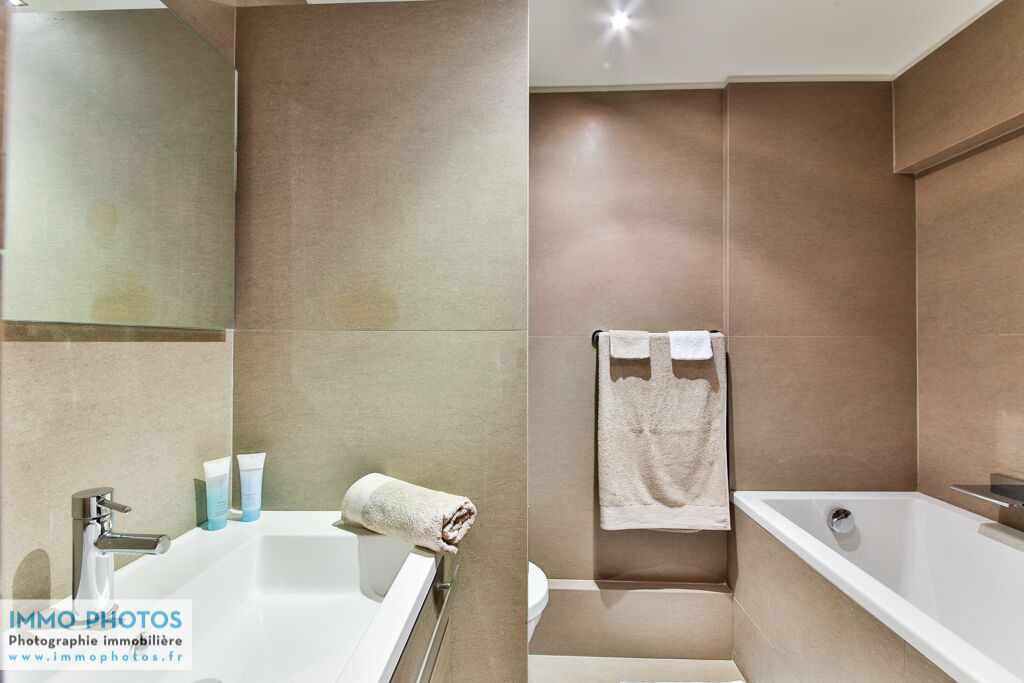 Photo of Bathroom in Grenelle