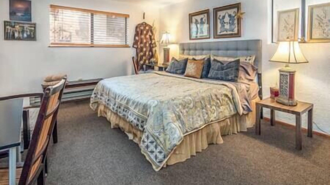Photo of Bedroom in Sandia Knolls
