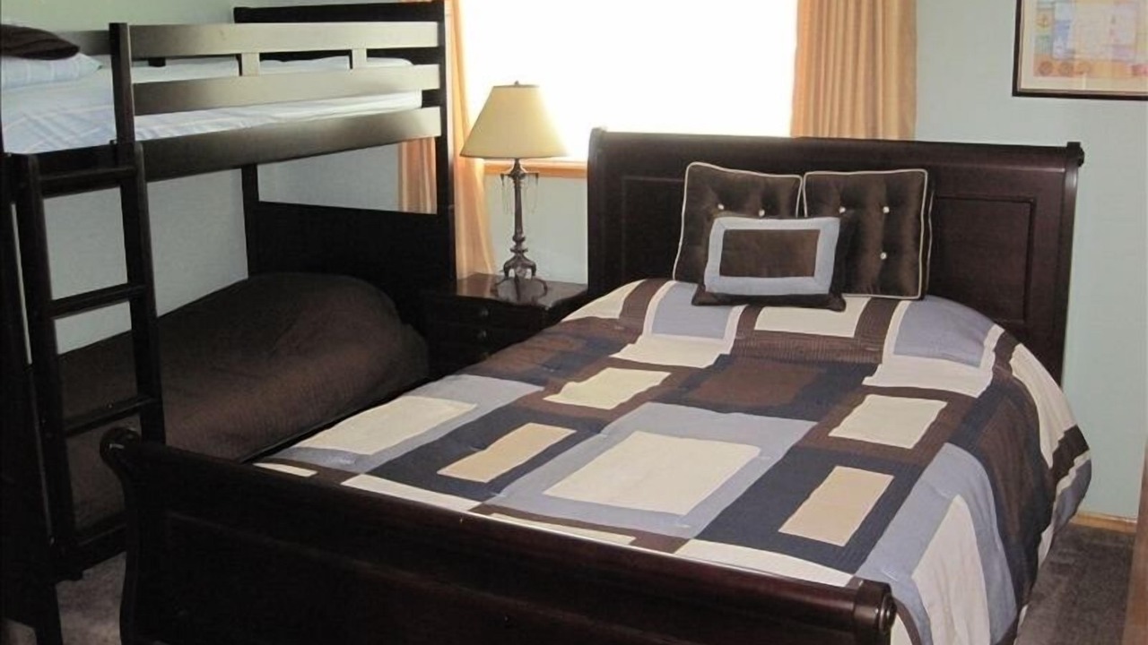 Photo of Others in Roads End